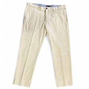 Tommy Hilfiger Men's Tan Chinos